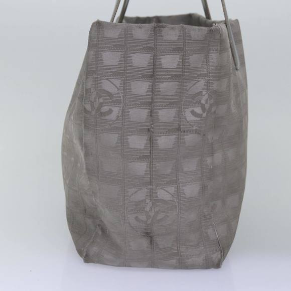 CHANEL New Travel Line Tote Bag Nylon Silver CC Auth bs15032 - Picture 4 of 16